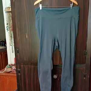 Fabletics Motion365 Dark Teal Leggings Size 3X